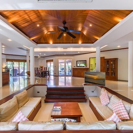 Amber Pool Villa Naiharn Rawai Buitenkant foto